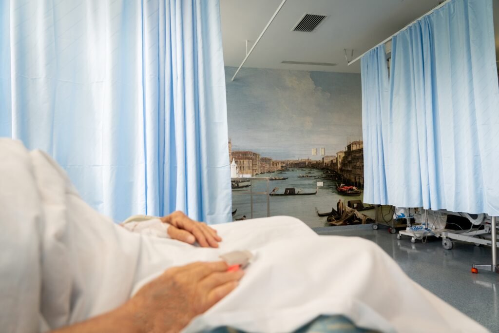 View of the Grand Canal from Palazzo Foscari, Canaletto, Humanitas Gavazzeni Intensive Care Unit, 2018.