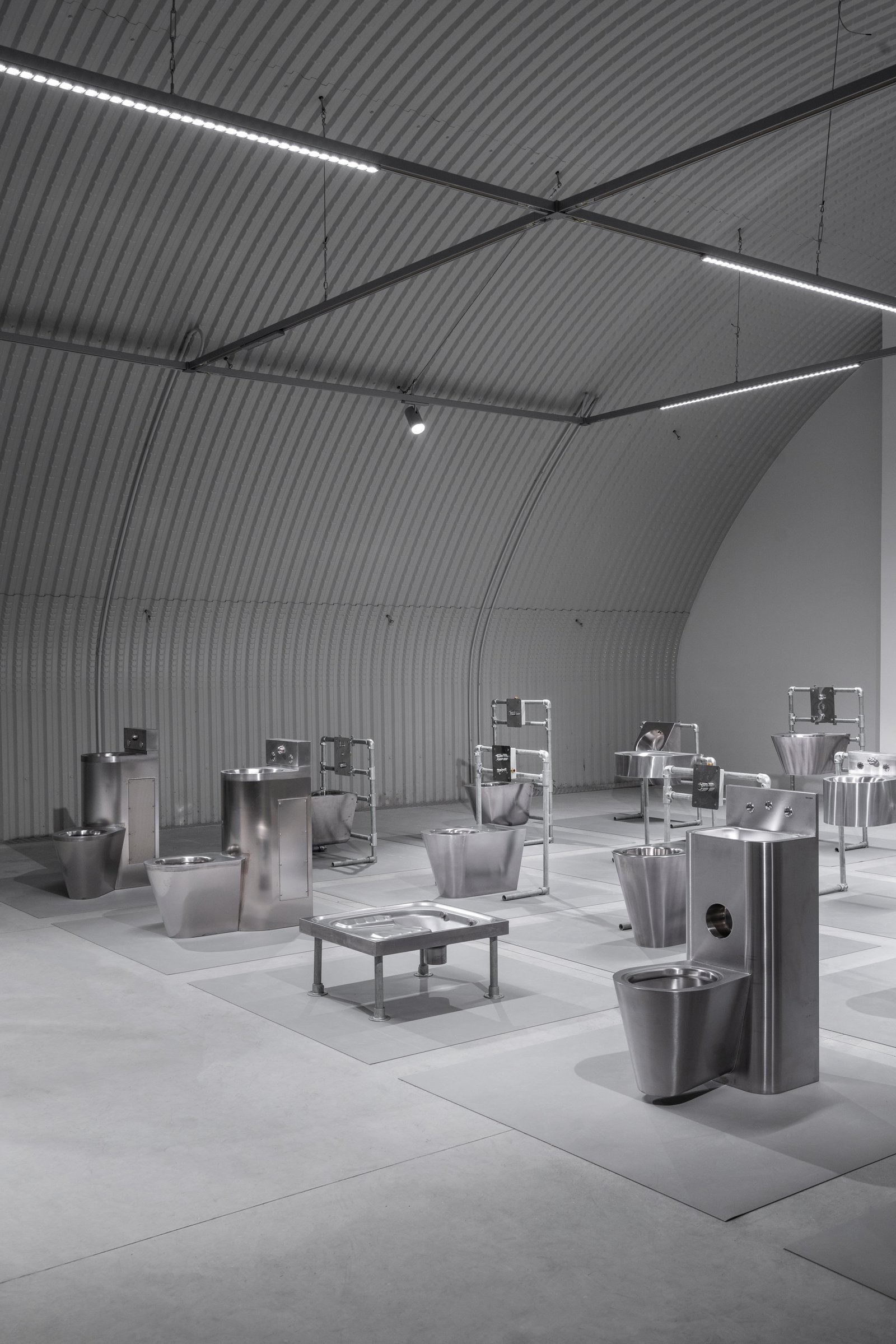 Prison Times: Spatial Dynamics of Penal Environments, Dropcity Milano, fotografia di Piercarlo Quecchia (DSL studio)