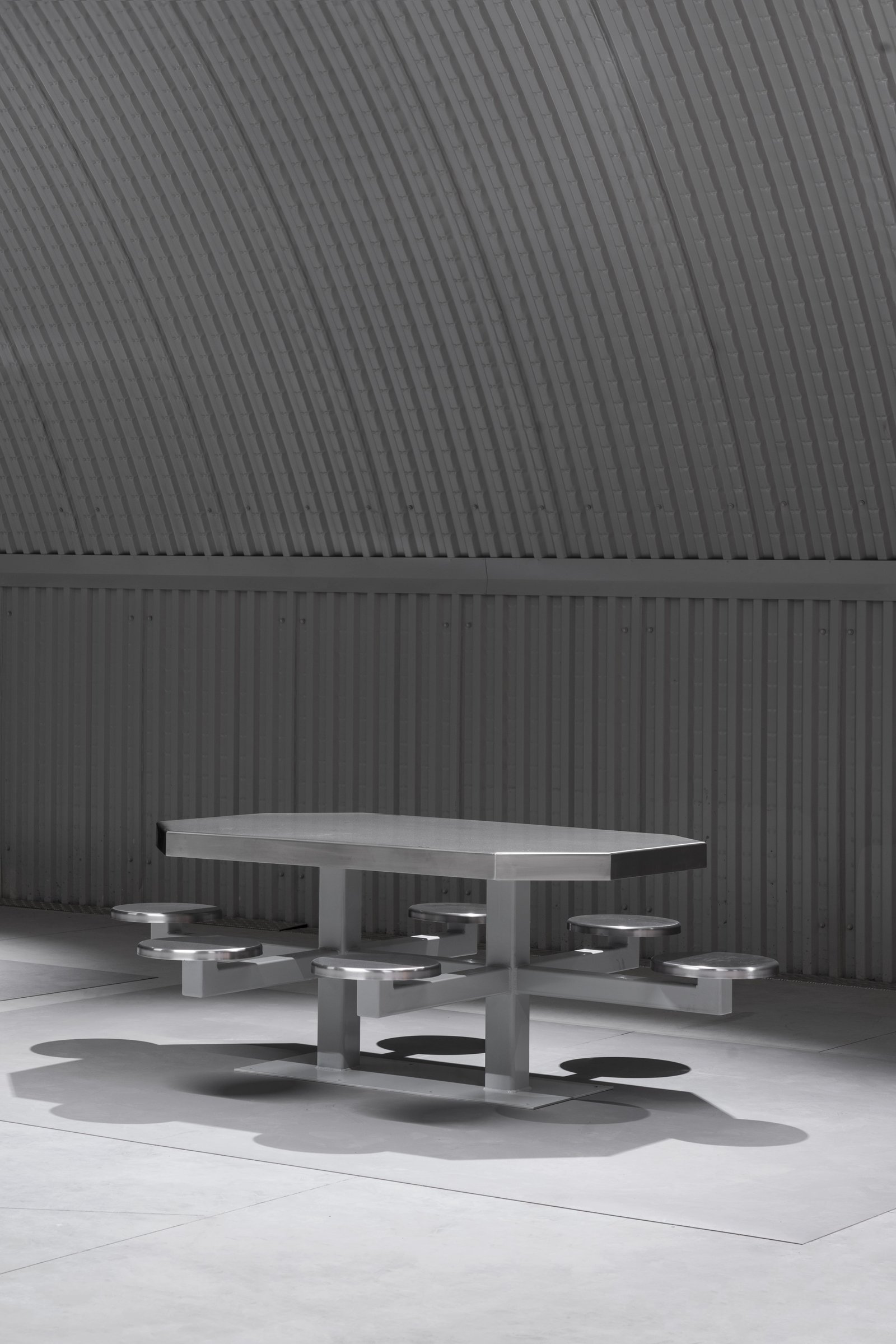 Prison Times: Spatial Dynamics of Penal Environments, Dropcity Milano, fotografia di Piercarlo Quecchia (DSL studio)