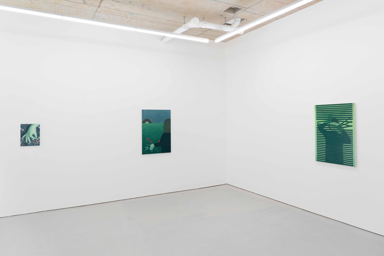 Veduta dell'installazione di Gwen Evans, 2024, William Hine Gallery, Londra