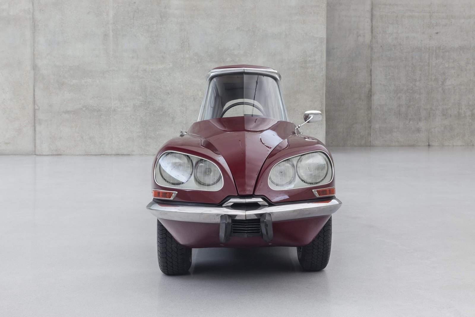 Installation view of the exhibition Gabriel Orozco: Politécnico Nacional. Museo Jumex, 2025. Photo: Gerardo Landa & Eduardo López (GLR Estudio).