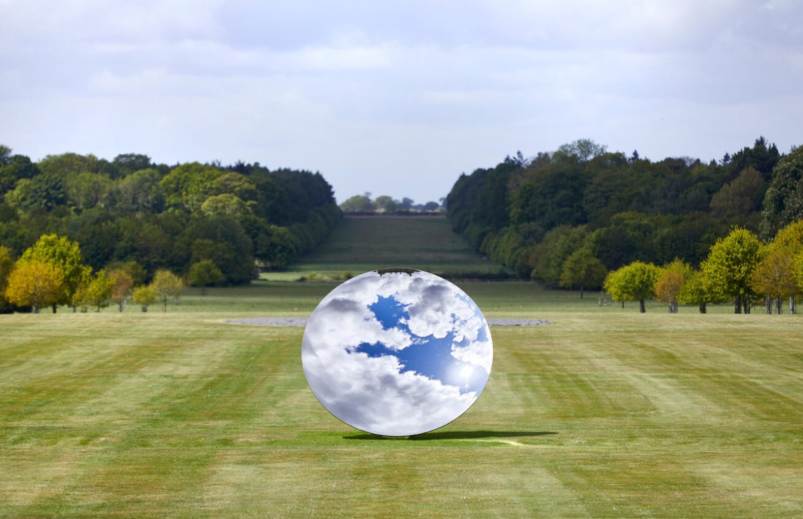 Anish Kapoor, Sky Mirror