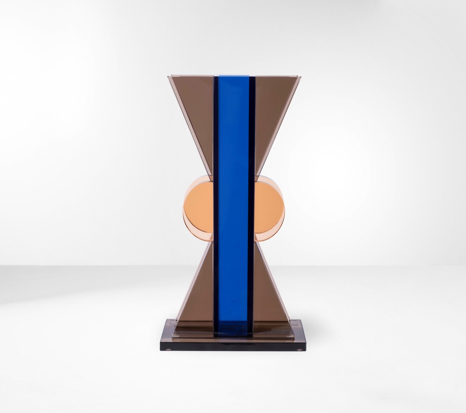 Hourglass Vase by Ettore Sottsass cover